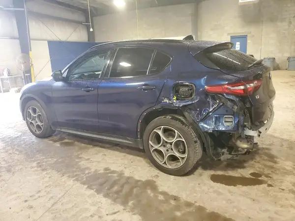 ZASFAKPN2J7B76858 2018 ALFA ROMEO STELVIO - Image 2
