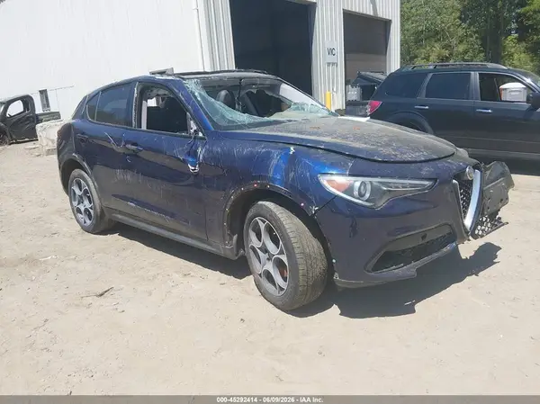 ZASFAKPN2J7B80991 2018 ALFA ROMEO STELVIO