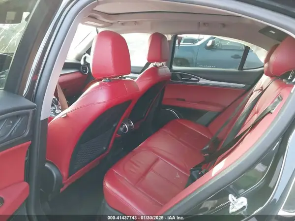 ZASFAKPN2J7B93224 2018 ALFA ROMEO STELVIO - Image 8