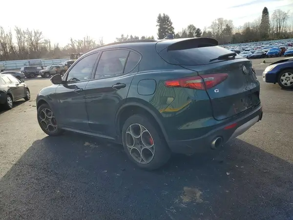 ZASFAKPN2J7B99542 2018 ALFA ROMEO STELVIO - Image 2