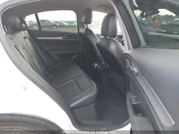 ZASFAKPN3J7B64279 2018 ALFA ROMEO STELVIO - Image 8