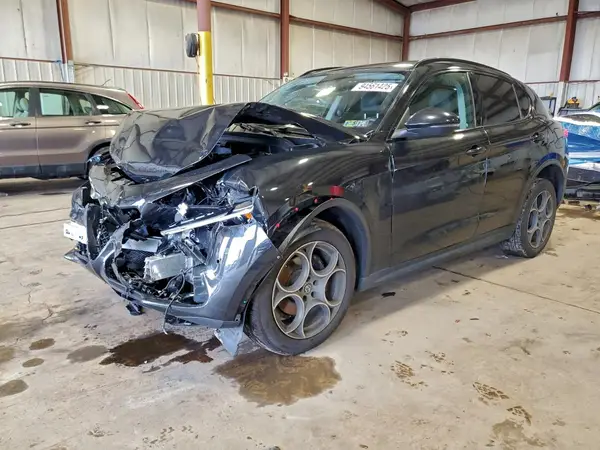 ZASFAKPN3J7B65108 2018 ALFA ROMEO STELVIO