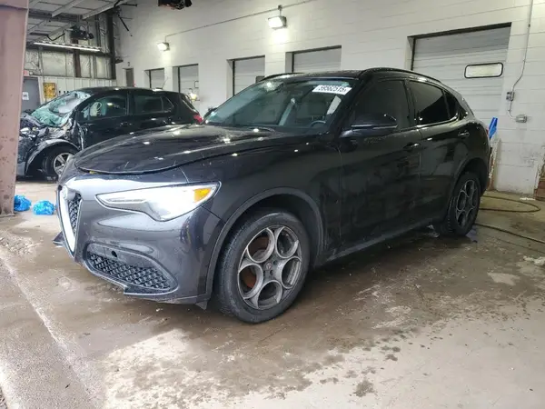 ZASFAKPN3J7B69725 2018 ALFA ROMEO STELVIO - Image 1