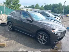 ZASFAKPN3J7B71572 2018 ALFA ROMEO STELVIO