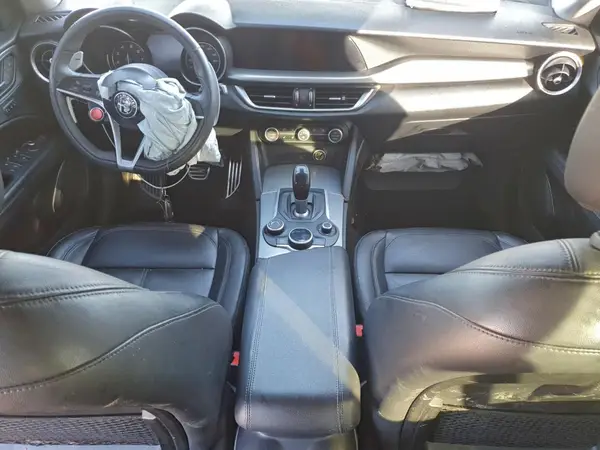 ZASFAKPN3J7B74665 2018 ALFA ROMEO STELVIO - Image 8