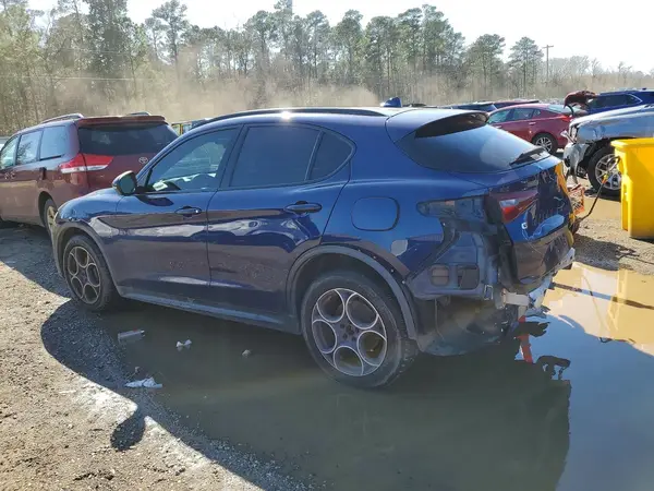 ZASFAKPN3J7B75508 2018 ALFA ROMEO STELVIO - Image 2