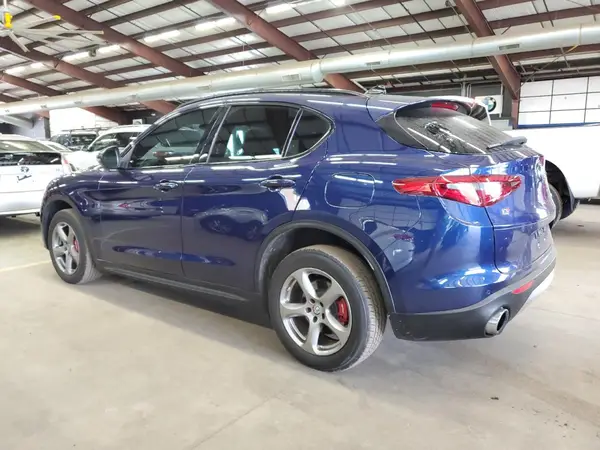 ZASFAKPN3J7B87996 2018 ALFA ROMEO STELVIO - Image 2