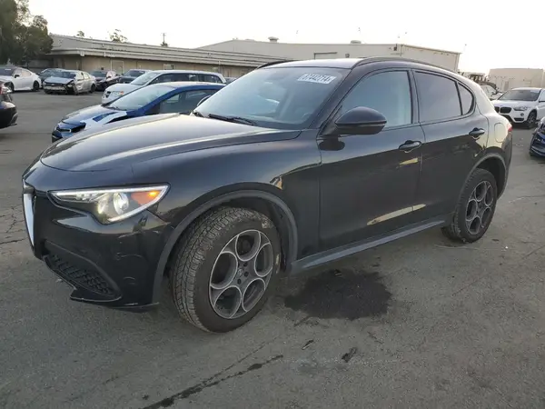 ZASFAKPN4J7B62055 2018 ALFA ROMEO STELVIO - Image 1