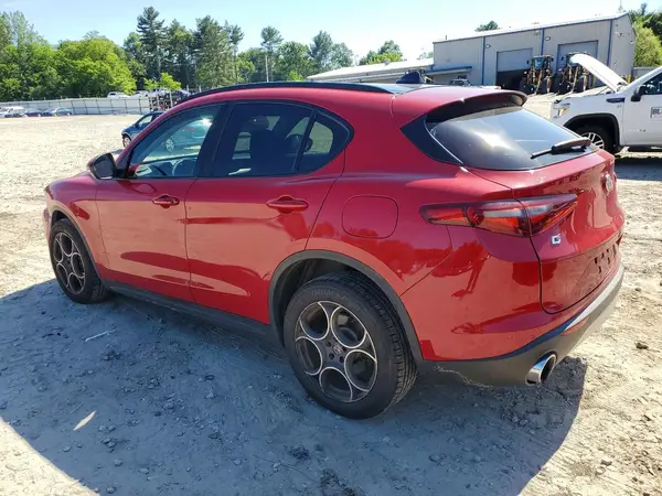 ZASFAKPN4J7B70852 2018 ALFA ROMEO STELVIO - Image 2