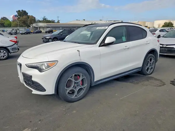 ZASFAKPN4J7B93838 2018 ALFA ROMEO STELVIO