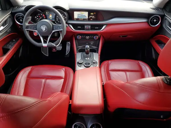 ZASFAKPN4J7C00609 2018 ALFA ROMEO STELVIO - Image 8