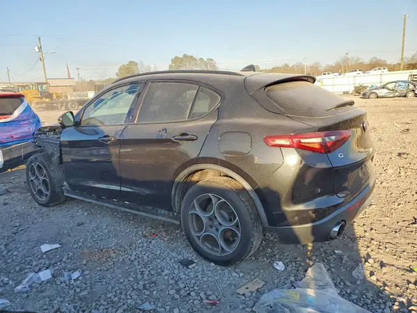 ZASFAKPN5J7B62419 2018 ALFA ROMEO STELVIO - Image 2