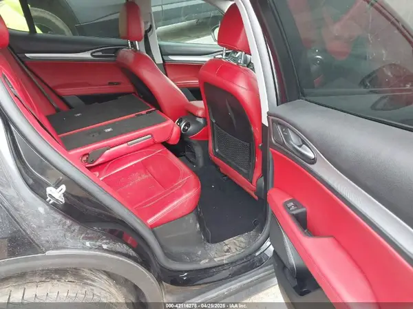 ZASFAKPN5J7B75669 2018 ALFA ROMEO STELVIO - Image 8