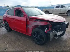 ZASFAKPN5J7B78409 2018 ALFA ROMEO STELVIO