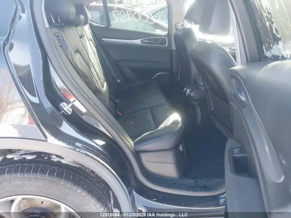 ZASFAKPN5J7C00957 2018 ALFA ROMEO STELVIO - Image 8