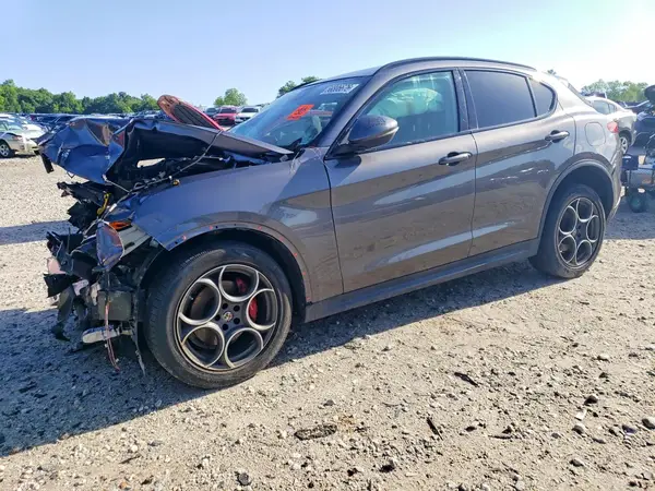 ZASFAKPN6J7B88320 2018 ALFA ROMEO STELVIO