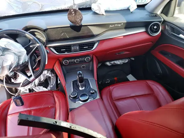 ZASFAKPN6J7B88320 2018 ALFA ROMEO STELVIO - Image 8