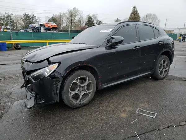 ZASFAKPN7J7B79626 2018 ALFA ROMEO STELVIO - Image 1