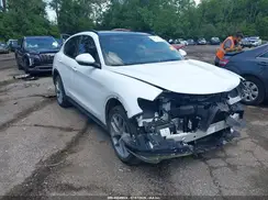 ZASFAKPN7J7B86964 2018 ALFA ROMEO STELVIO