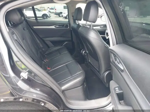 ZASFAKPN8J7B58624 2018 ALFA ROMEO STELVIO - Image 8
