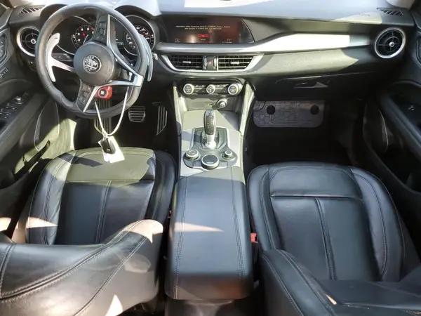 ZASFAKPN8J7B61085 2018 ALFA ROMEO STELVIO - Image 8