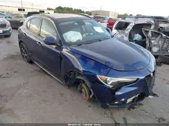 ZASFAKPN8J7B67470 2018 ALFA ROMEO STELVIO