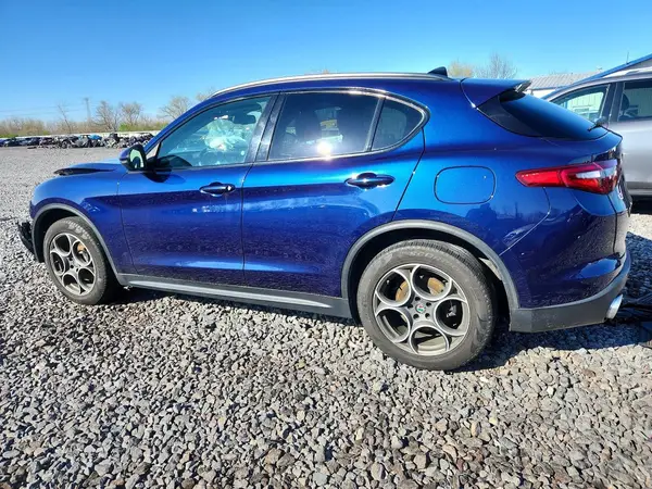 ZASFAKPN8J7B67579 2018 ALFA ROMEO STELVIO - Image 2
