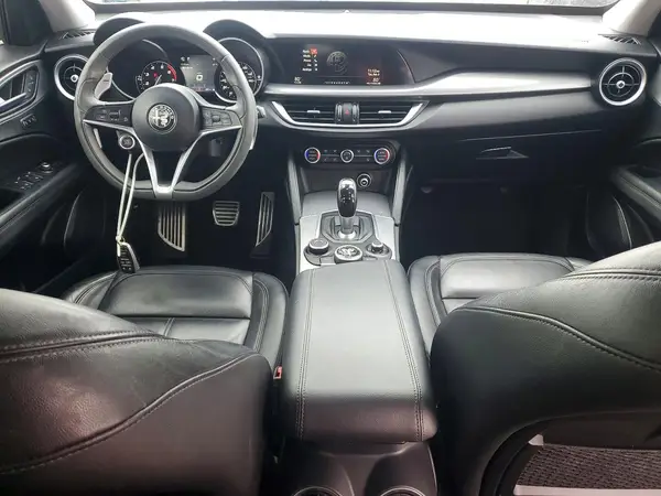 ZASFAKPN8J7B77562 2018 ALFA ROMEO STELVIO - Image 8