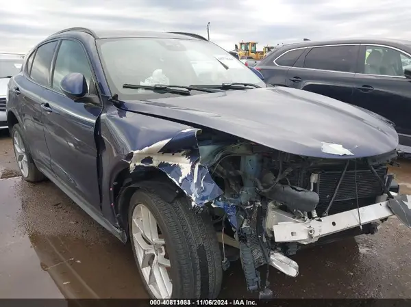 ZASFAKPN8J7B82504 2018 ALFA ROMEO STELVIO - Image 1