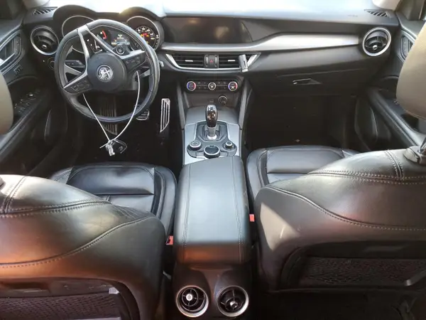 ZASFAKPN8J7B82535 2018 ALFA ROMEO STELVIO - Image 8