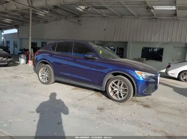 ZASFAKPN8J7B96175 2018 ALFA ROMEO STELVIO