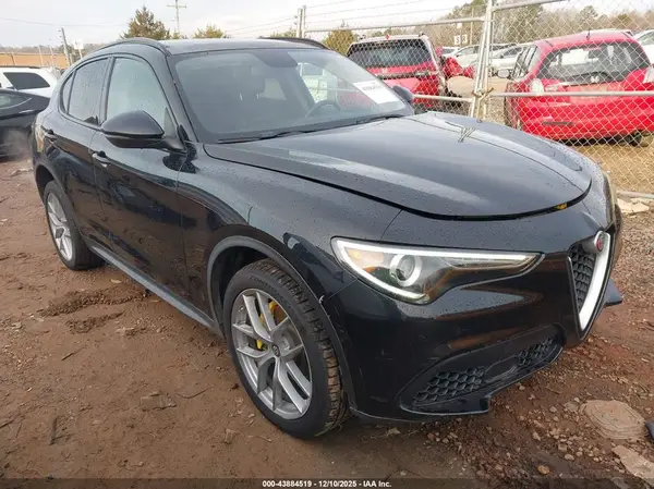 ZASFAKPN8J7C28297 2018 ALFA ROMEO STELVIO