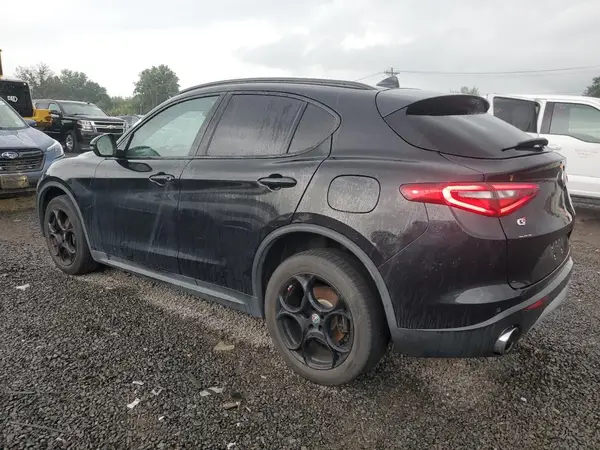 ZASFAKPN9J7B70927 2018 ALFA ROMEO STELVIO - Image 2