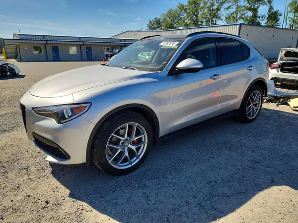 ZASFAKPN9J7B96878 2018 ALFA ROMEO STELVIO