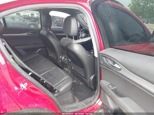 ZASFAKPNXJ7B63484 2018 ALFA ROMEO STELVIO - Image 8
