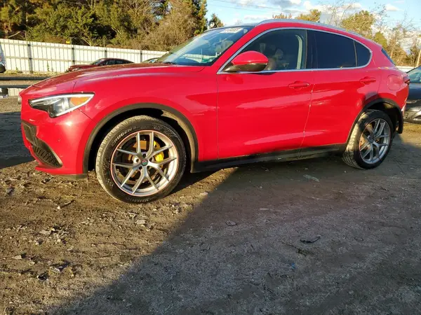 ZASFAKRN0J7C28274 2018 ALFA ROMEO STELVIO