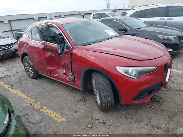 ZASFAKRN2J7C23240 2018 ALFA ROMEO STELVIO