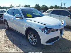 ZASFAKRN3J7C16023 2018 ALFA ROMEO STELVIO