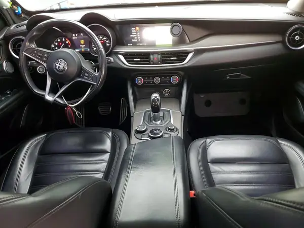 ZASFAKRN6J7C28781 2018 ALFA ROMEO STELVIO - Image 8