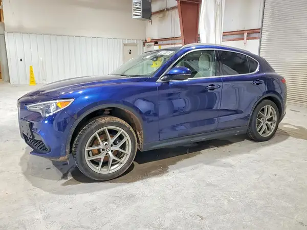 ZASFAKRN9J7C15863 2018 ALFA ROMEO STELVIO