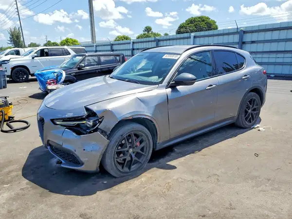 ZASPAJAN0K7C65997 2019 ALFA ROMEO STELVIO - Image 1