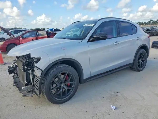 ZASPAJAN0L7C90819 2020 ALFA ROMEO STELVIO - Image 1