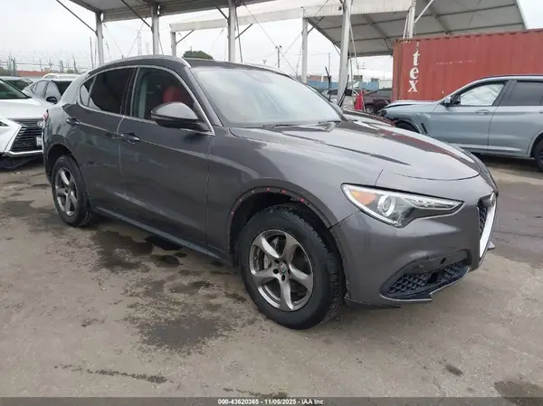 ZASPAJAN0L7C92375 2020 ALFA ROMEO STELVIO