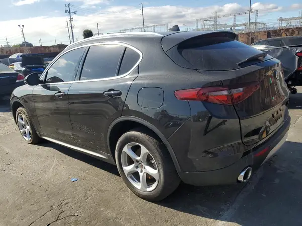 ZASPAJAN0L7C93073 2020 ALFA ROMEO STELVIO - Image 2