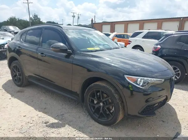 ZASPAJAN0M7D16613 2021 ALFA ROMEO STELVIO