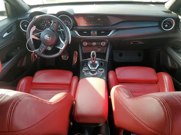 ZASPAJAN0N7D25913 2022 ALFA ROMEO STELVIO - Image 8