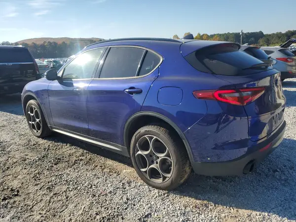 ZASPAJAN0N7D39195 2022 ALFA ROMEO STELVIO - Image 2