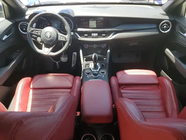 ZASPAJAN1N7D24513 2022 ALFA ROMEO STELVIO - Image 8