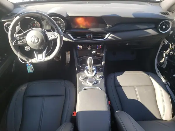 ZASPAJAN1P7D59216 2023 ALFA ROMEO STELVIO - Image 8