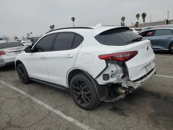 ZASPAJAN2K7C43628 2019 ALFA ROMEO STELVIO - Image 2
